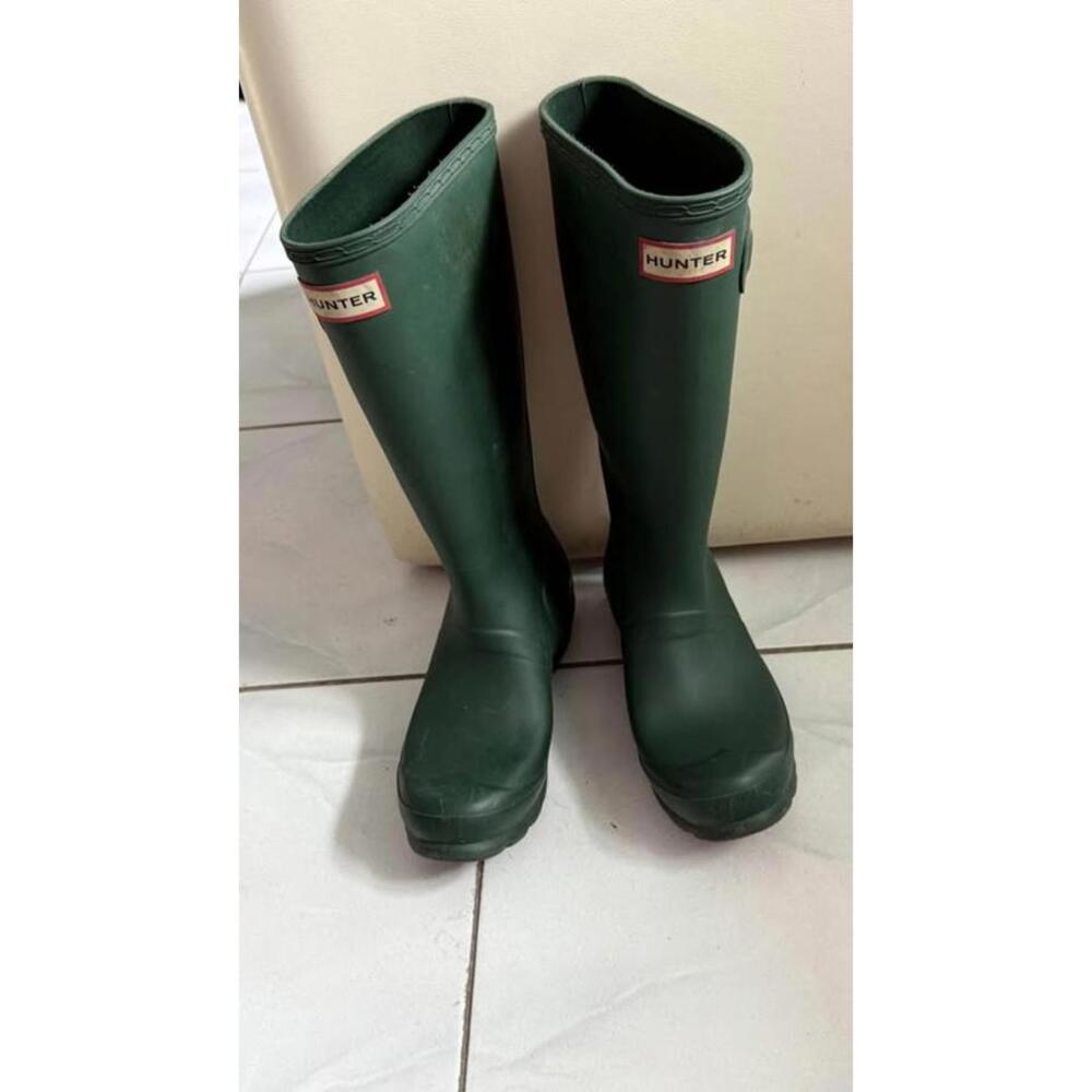 Hunter Original Tall Green Rain Boots, Size 5.5 US / 3 UK / 36 EU